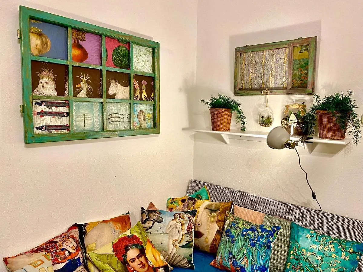 Boutique Design Studio At The City Center Apartment Budapest